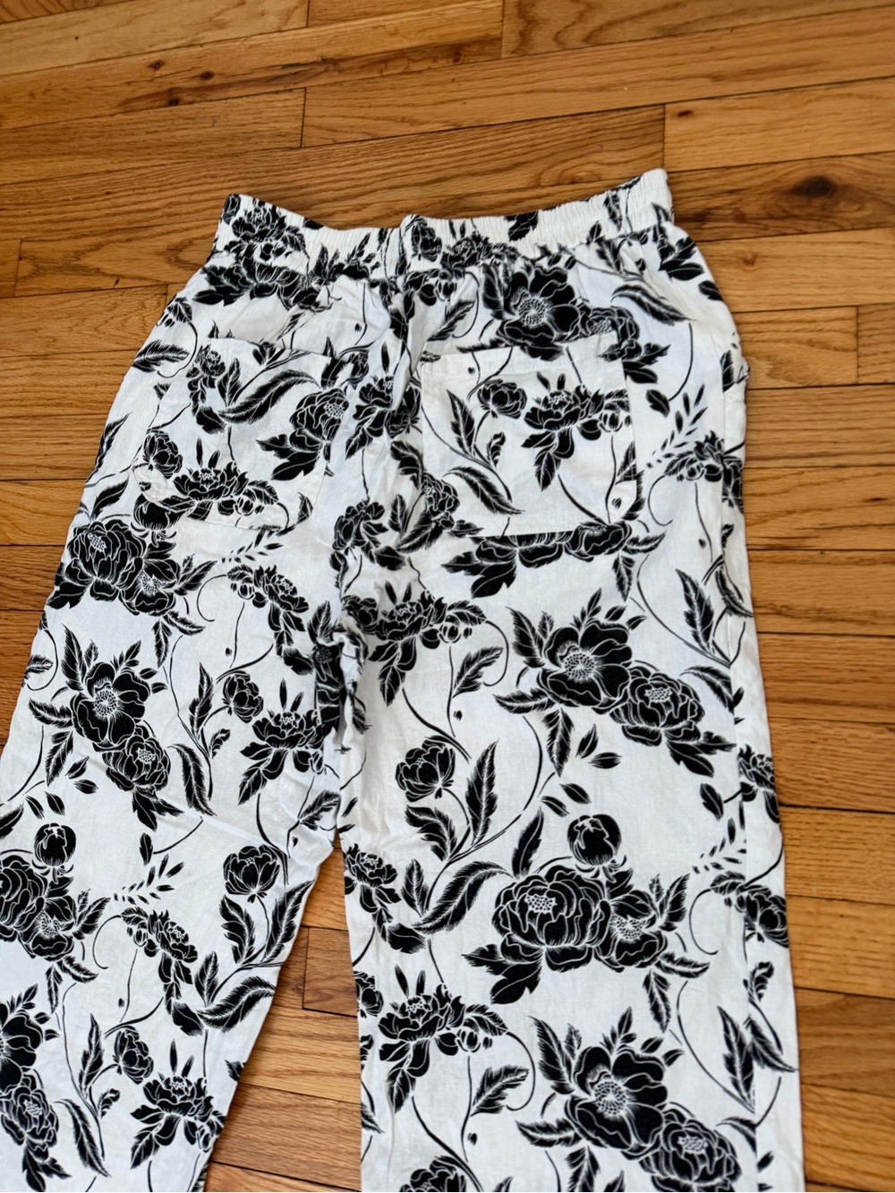 🎯Marc New York Linen Buttons Black/White Floral Trousers Pants M coastal flare - Picture 7 of 8